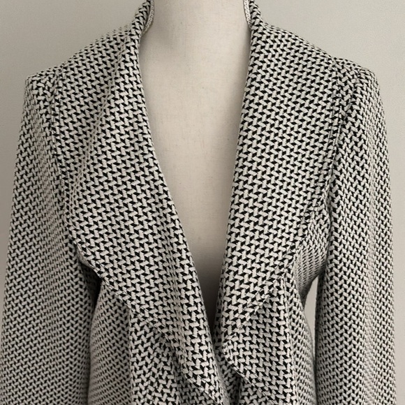 Women's Calvin Klein Black and White Jacket - Picture 2 of 9